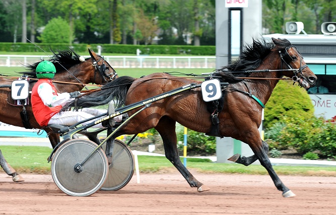 image Cabourg : Tornado Bello gagne le Grand Prix